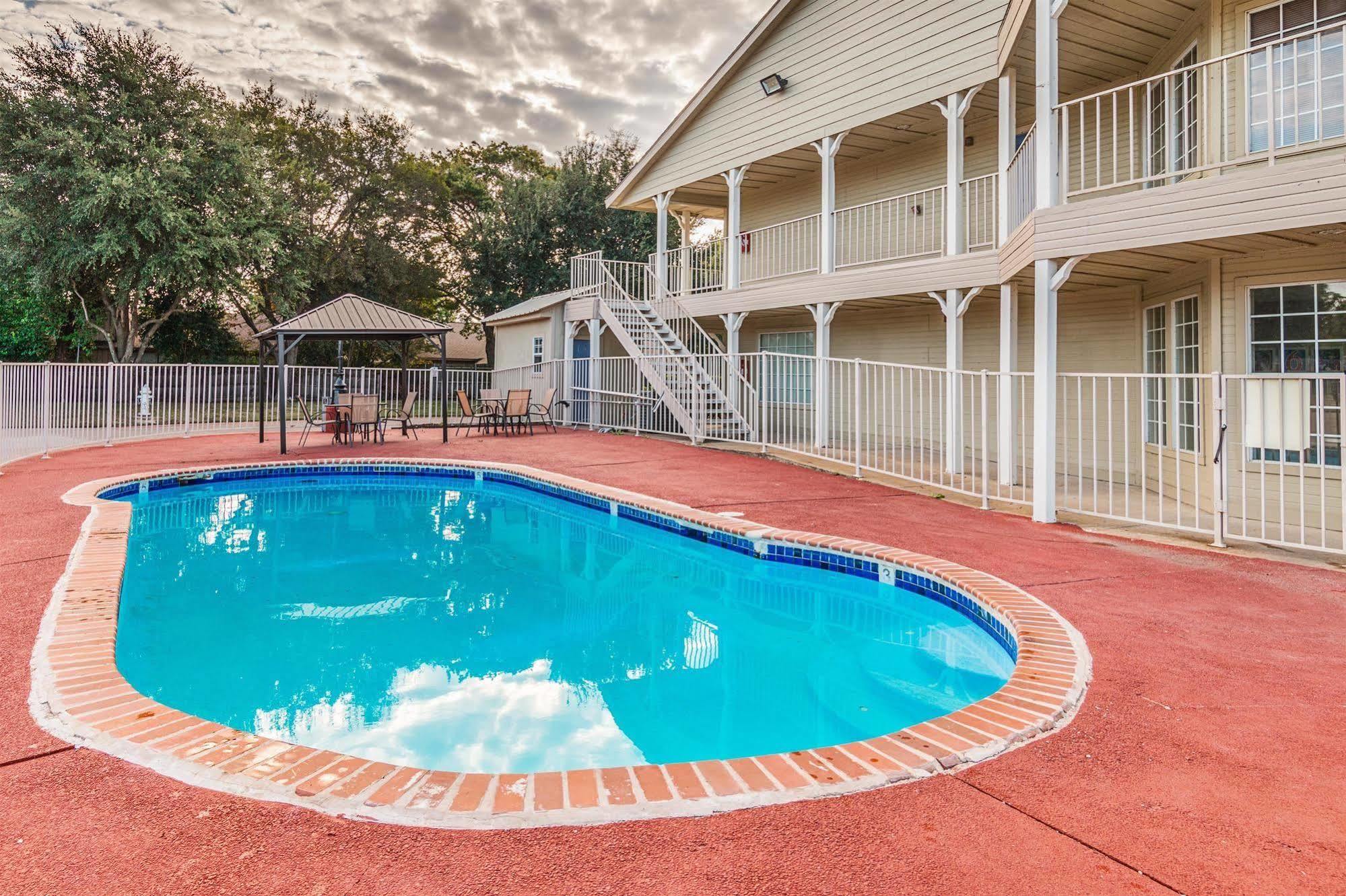 Motel 6-Waxahachie, Tx Экстерьер фото